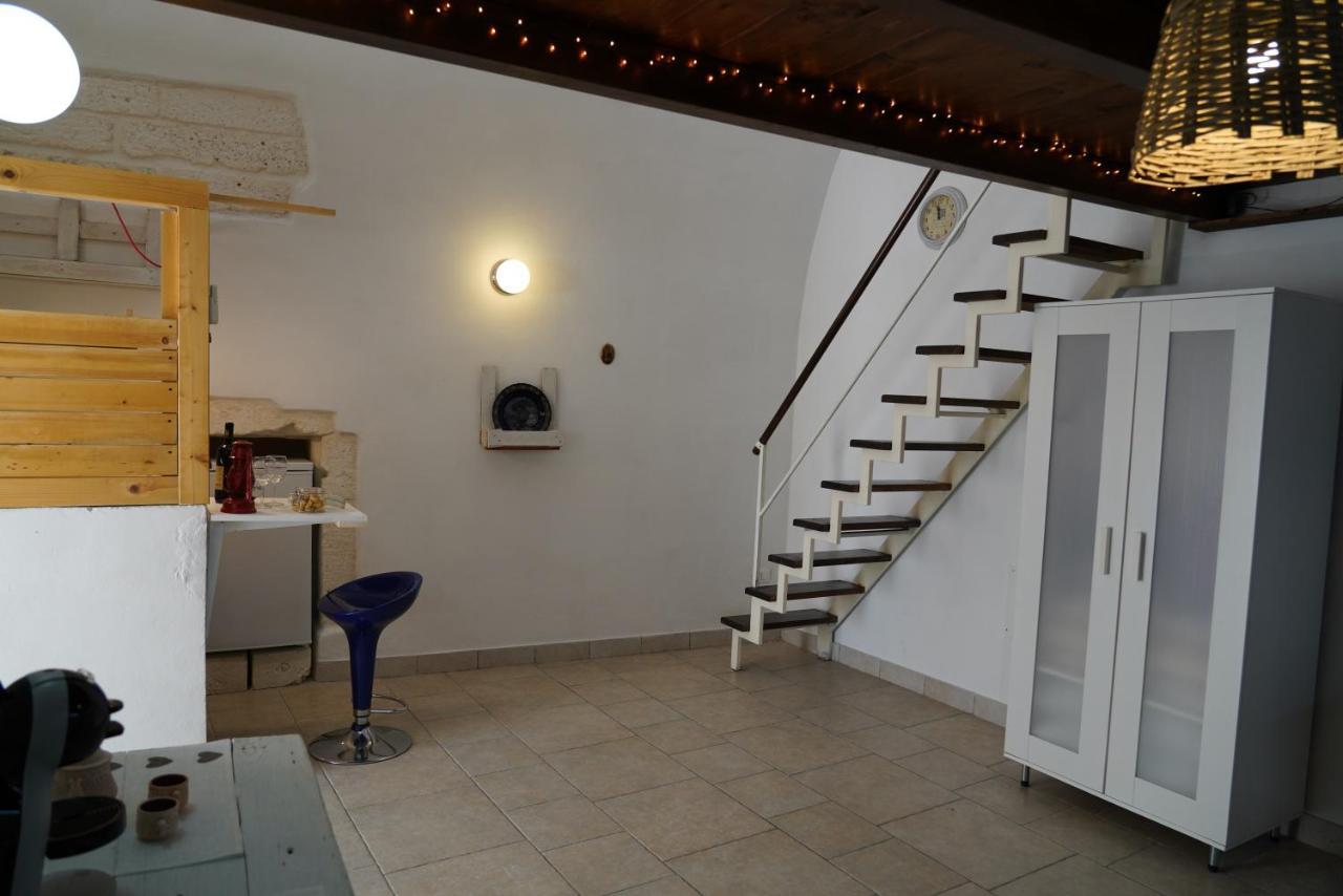 Casetta Particolare Villa Ostuni Esterno foto